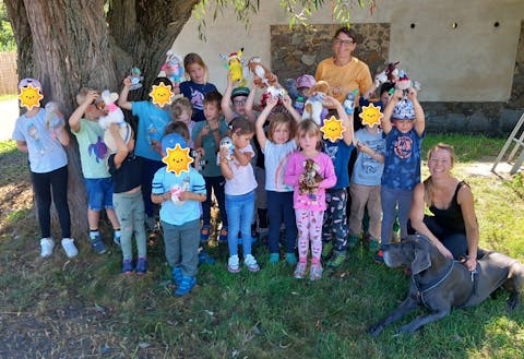 GRuppenfoto der Froschkinder