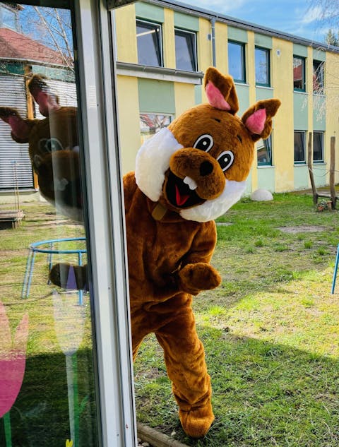 Der Osterhase besucht die Parthenflöhe