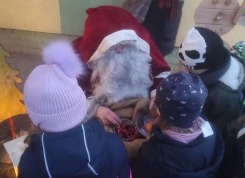 Nikolausgeschenke auf dem Adventsmarkt