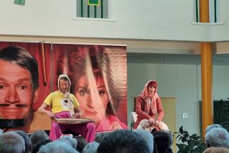 Die Kabarettisten Moni und Manni mit ihrem Programm "So viel Heiterkeit"